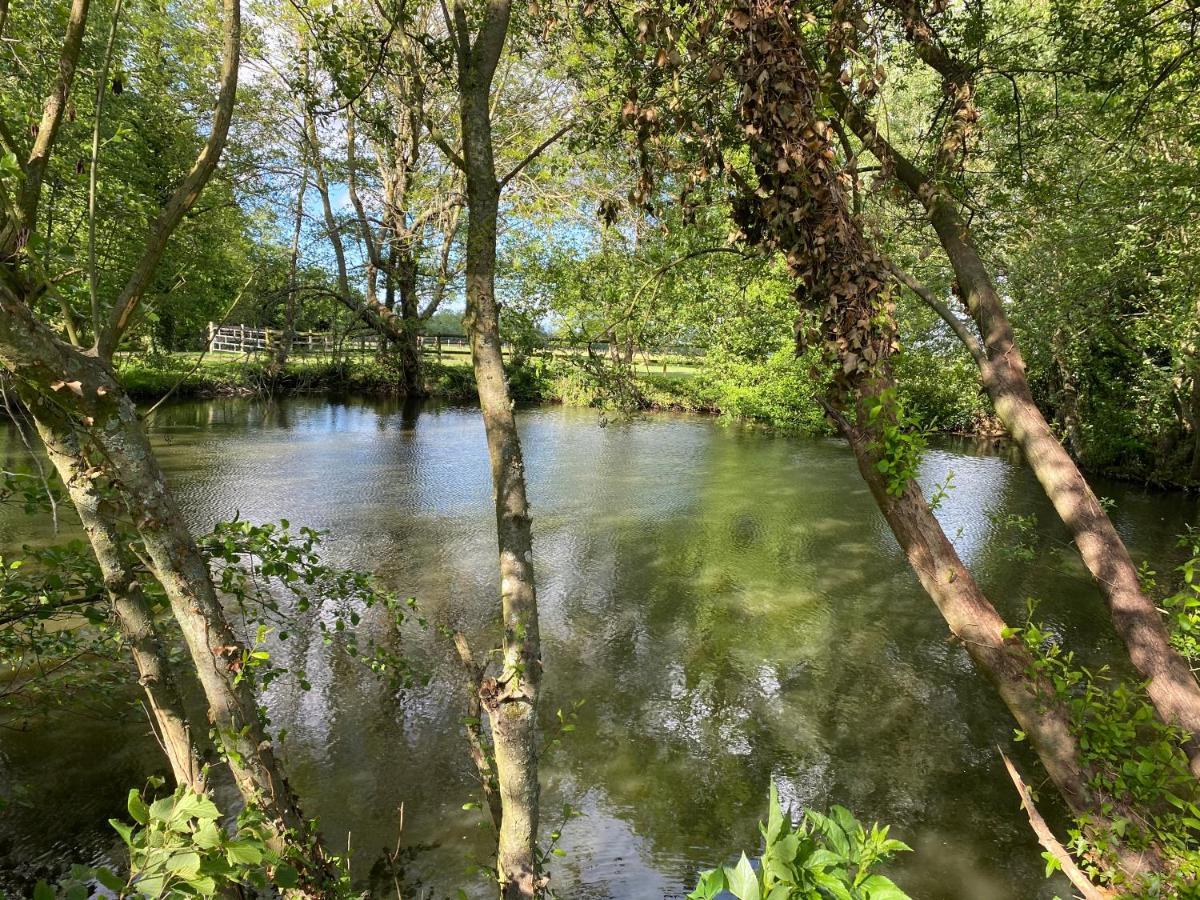 La Maison De L'Etang Manerbe Zewnętrze zdjęcie