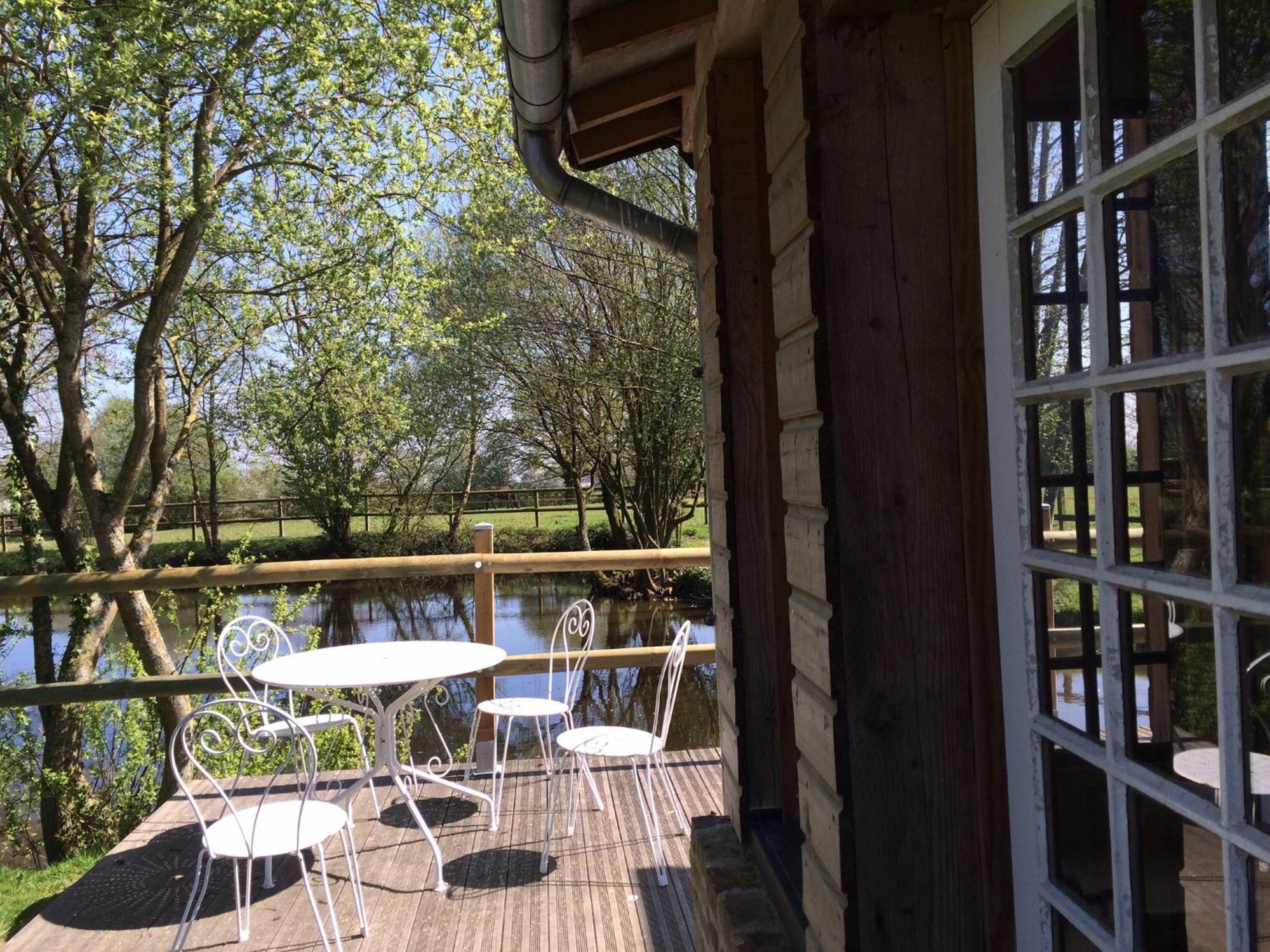 La Maison De L'Etang Manerbe Zewnętrze zdjęcie